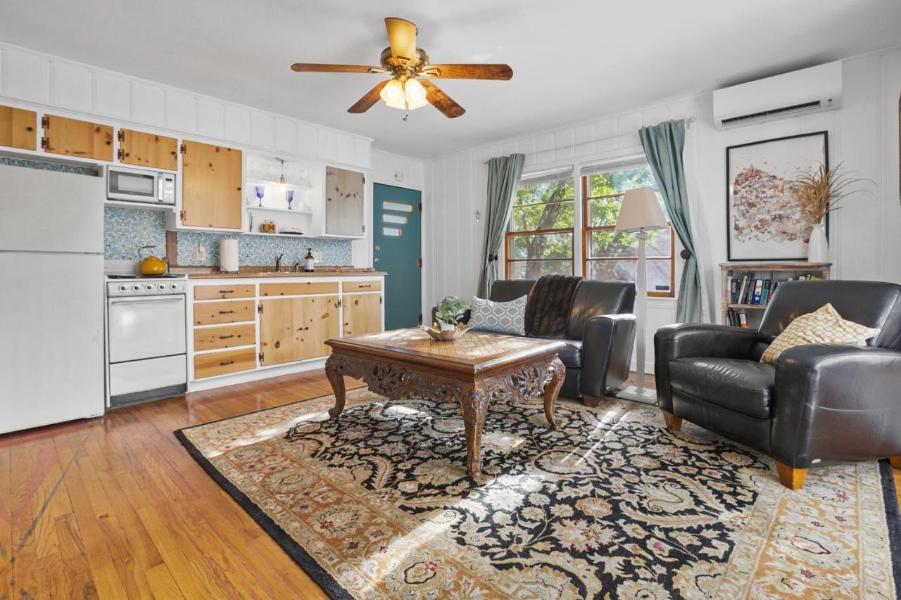 Luxury Oasis- 1 Bedroom Romantic Getaways Lubbock Extérieur photo