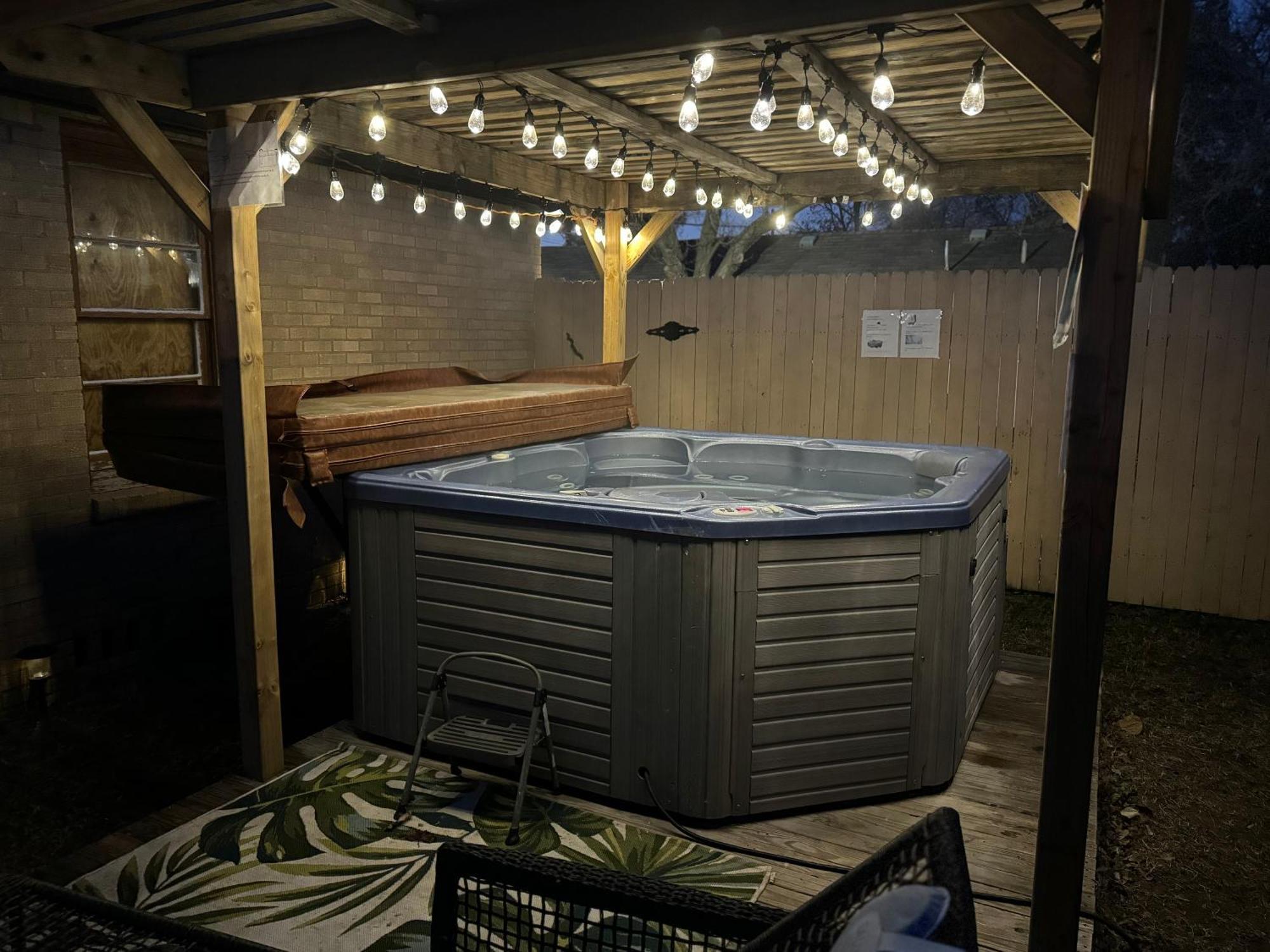 Luxury Oasis- 1 Bedroom Romantic Getaways Lubbock Extérieur photo