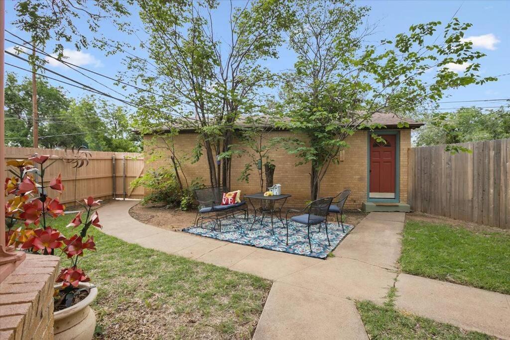 Luxury Oasis- 1 Bedroom Romantic Getaways Lubbock Extérieur photo